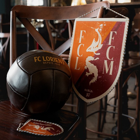 FANION VINTAGE FC LORIENT -...