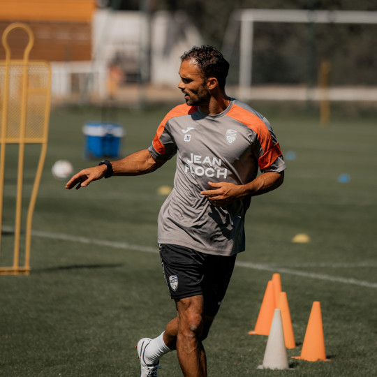 MAILLOT TRAINING STAFF 26/27